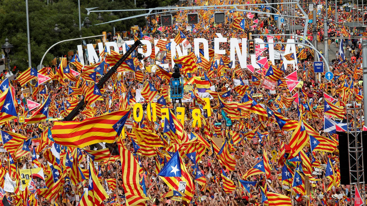Jopa miljoona ihmistä marssi Barcelonassa Katalonian itsenäisyyden puolesta